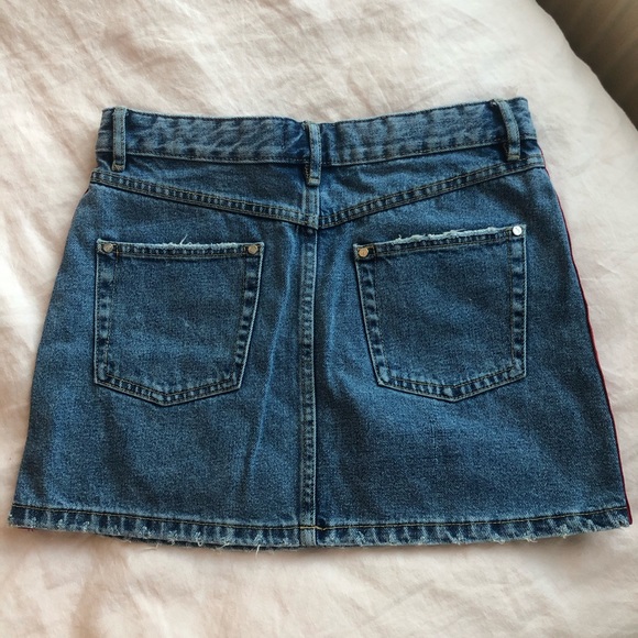 Zara Jean Skirt with Red & White Stripe - Picture 4 of 4